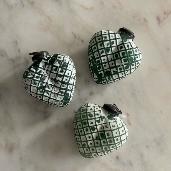 Set/3 Glass Hearts - Picture 4 of 9